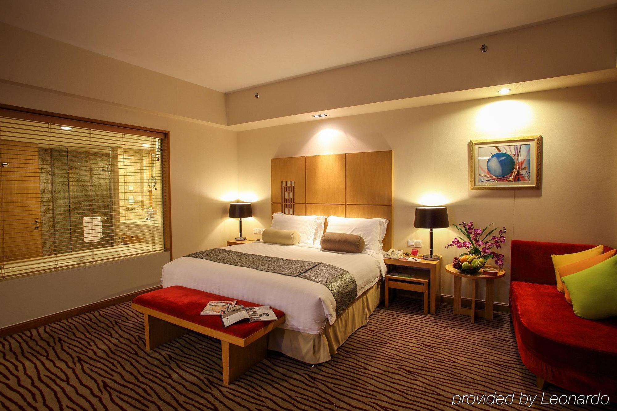 Crowne Plaza Zhanjiang Kang Yi, An Ihg Hotel Eksteriør billede