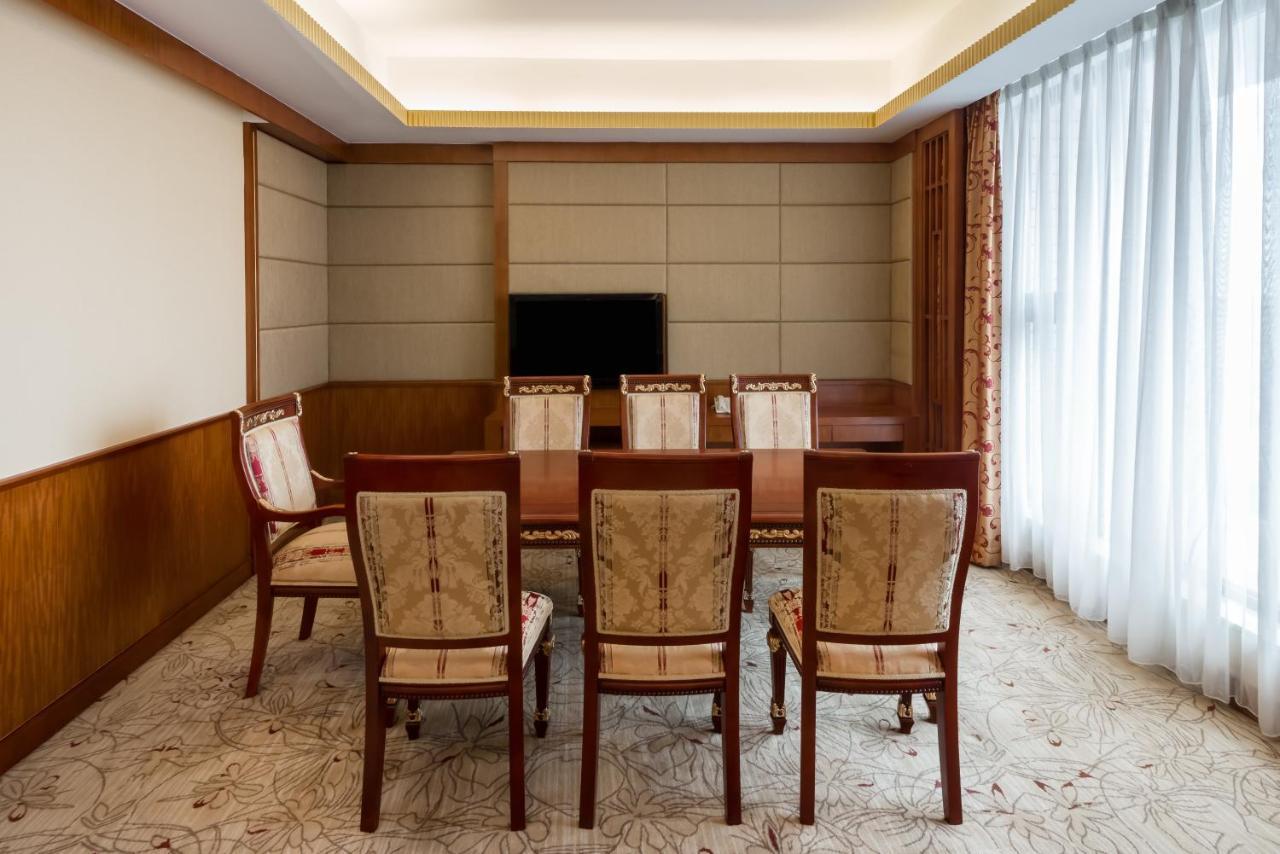 Crowne Plaza Zhanjiang Kang Yi, An Ihg Hotel Eksteriør billede
