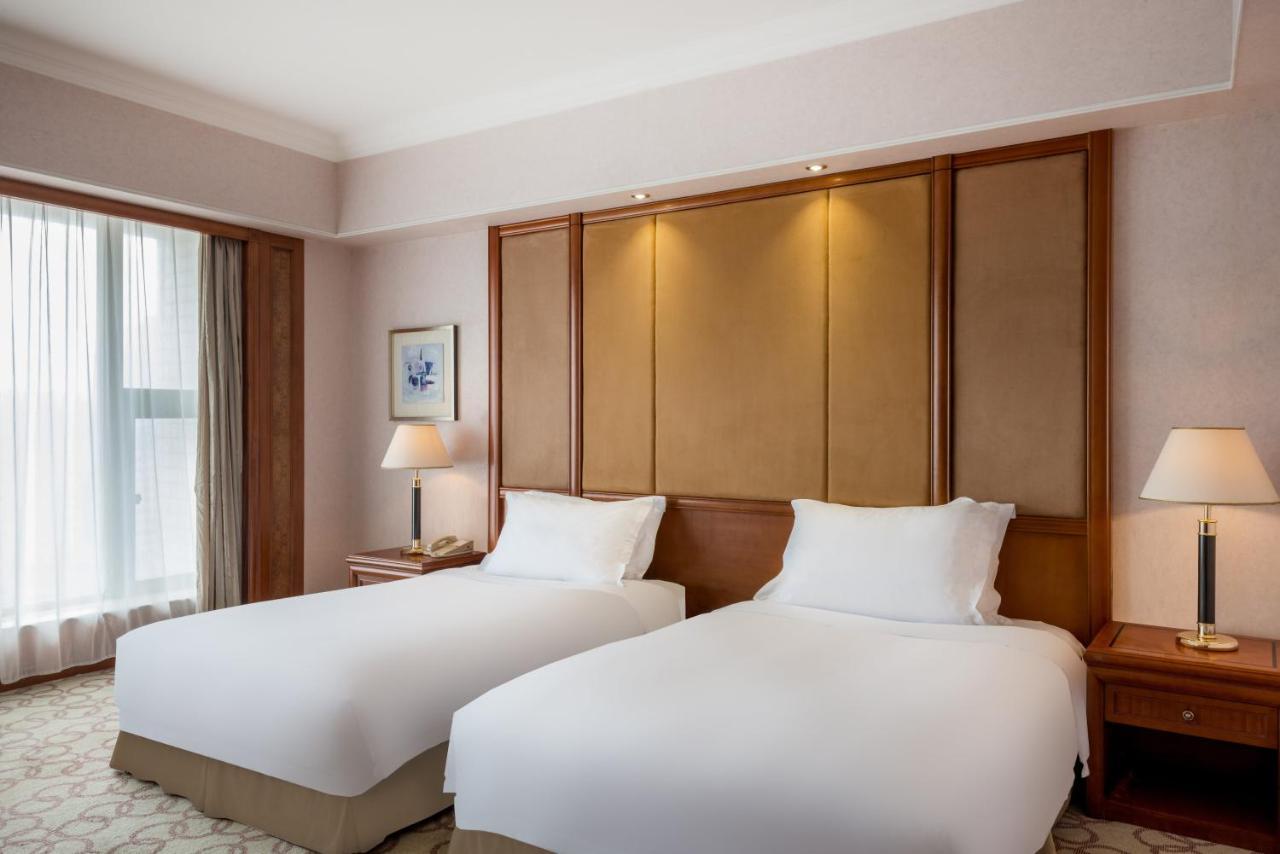 Crowne Plaza Zhanjiang Kang Yi, An Ihg Hotel Eksteriør billede