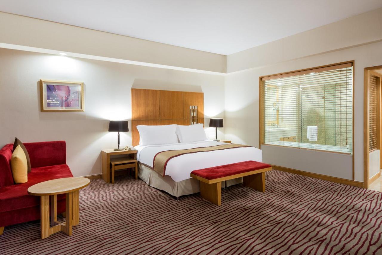 Crowne Plaza Zhanjiang Kang Yi, An Ihg Hotel Eksteriør billede